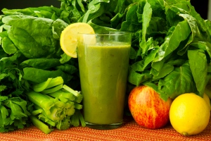 green-smoothies-slider-spinach-celery-100031